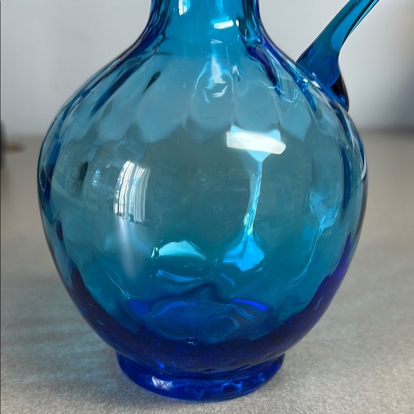 Vintage Turquoise Blue Hand Blown Art Glass Decanter/Pitcher - Picture 7 of 15